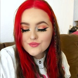 Meet your Posher, Carrie